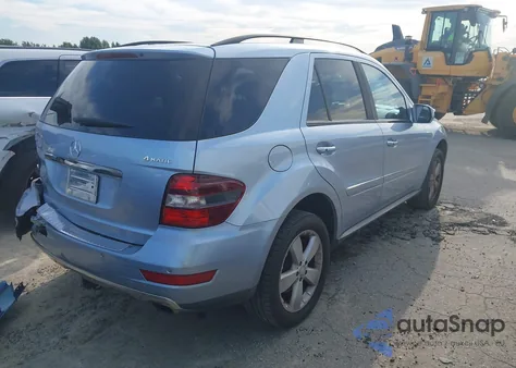 2009 Mercedes-Benz Ml 350 4Matic z USA, uszkodzony, nr VIN 4JGBB86EX9A443196